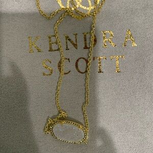 Kendra Scott Elisa  Rose  Gold Iridescent Drusy Pendant Necklace with dust bag